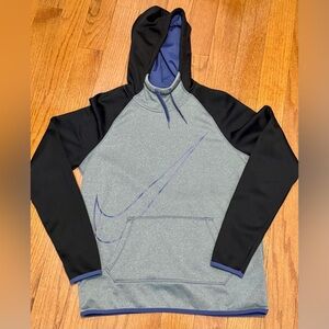 Nike Dri-FIT Gray Sweatshirt